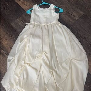 Elegant Cream Sleeveless Kids Gown